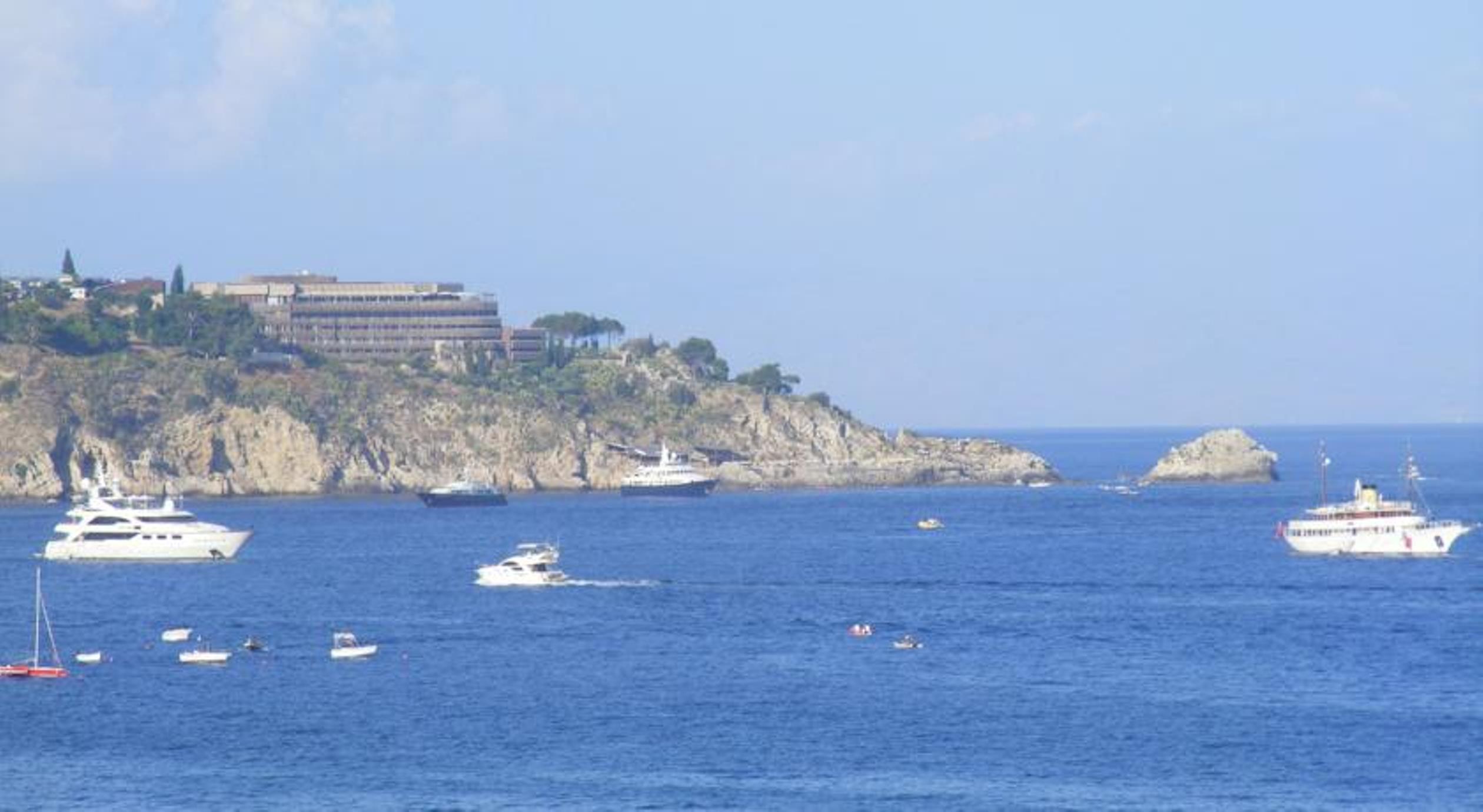 Hotel Sabbie D'Oro Giardini Naxos Exterior photo